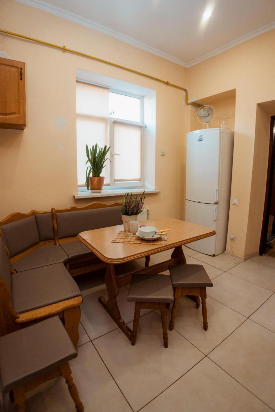 Apartmán На Шептицьких Lvov Exteriér fotografie