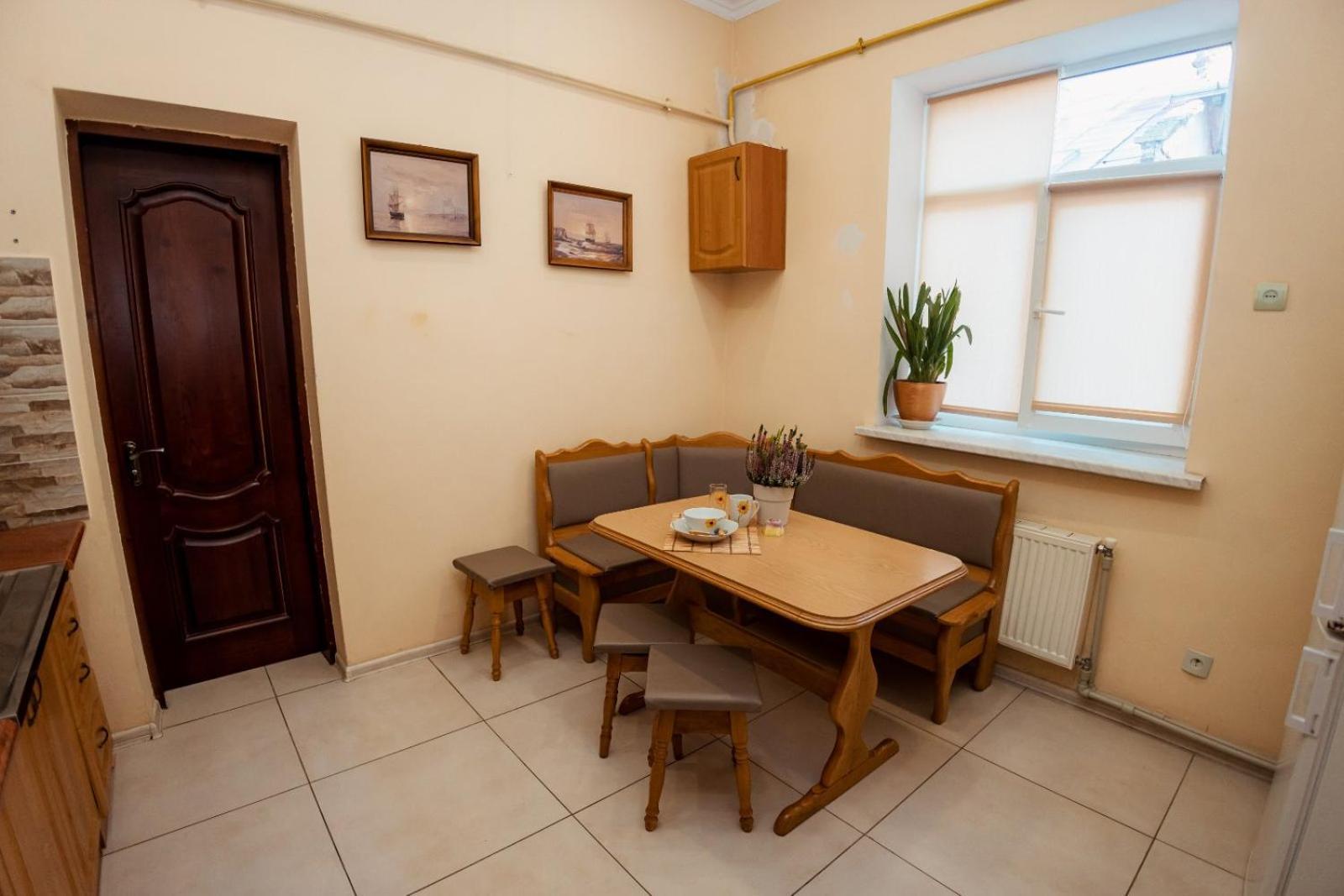 Apartmán На Шептицьких Lvov Exteriér fotografie