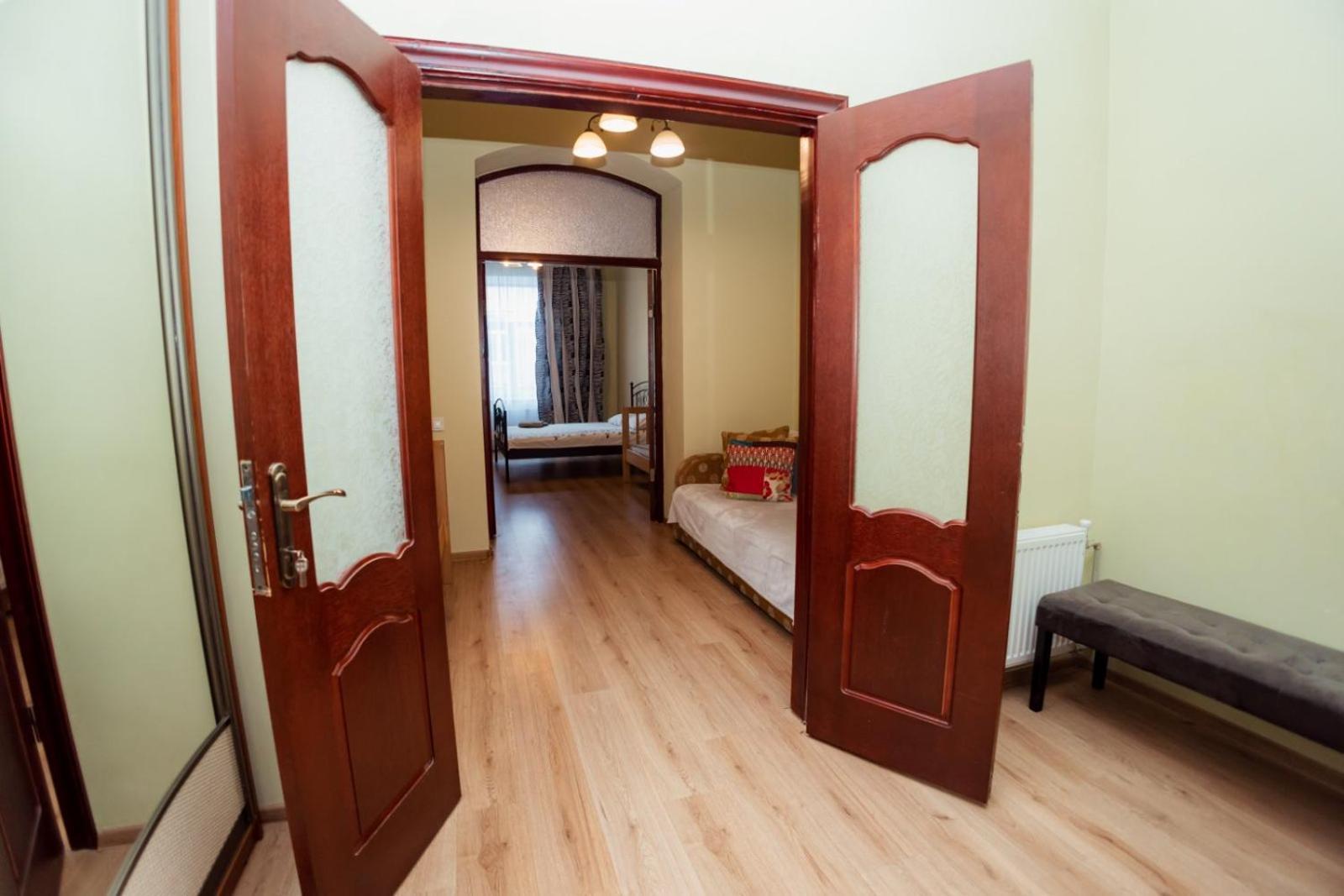 Apartmán На Шептицьких Lvov Exteriér fotografie